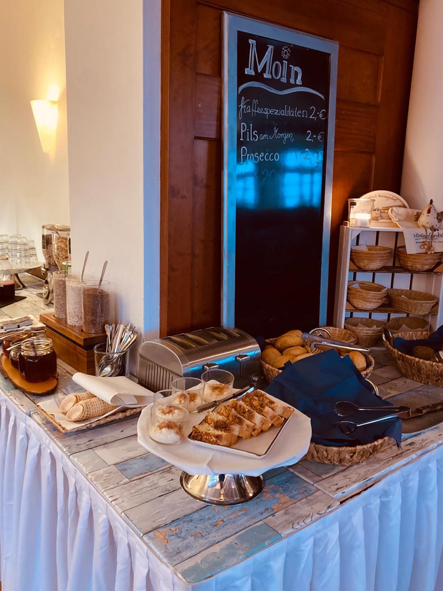 Hotel Germania Χέρινγκσντορφ Εξωτερικό φωτογραφία