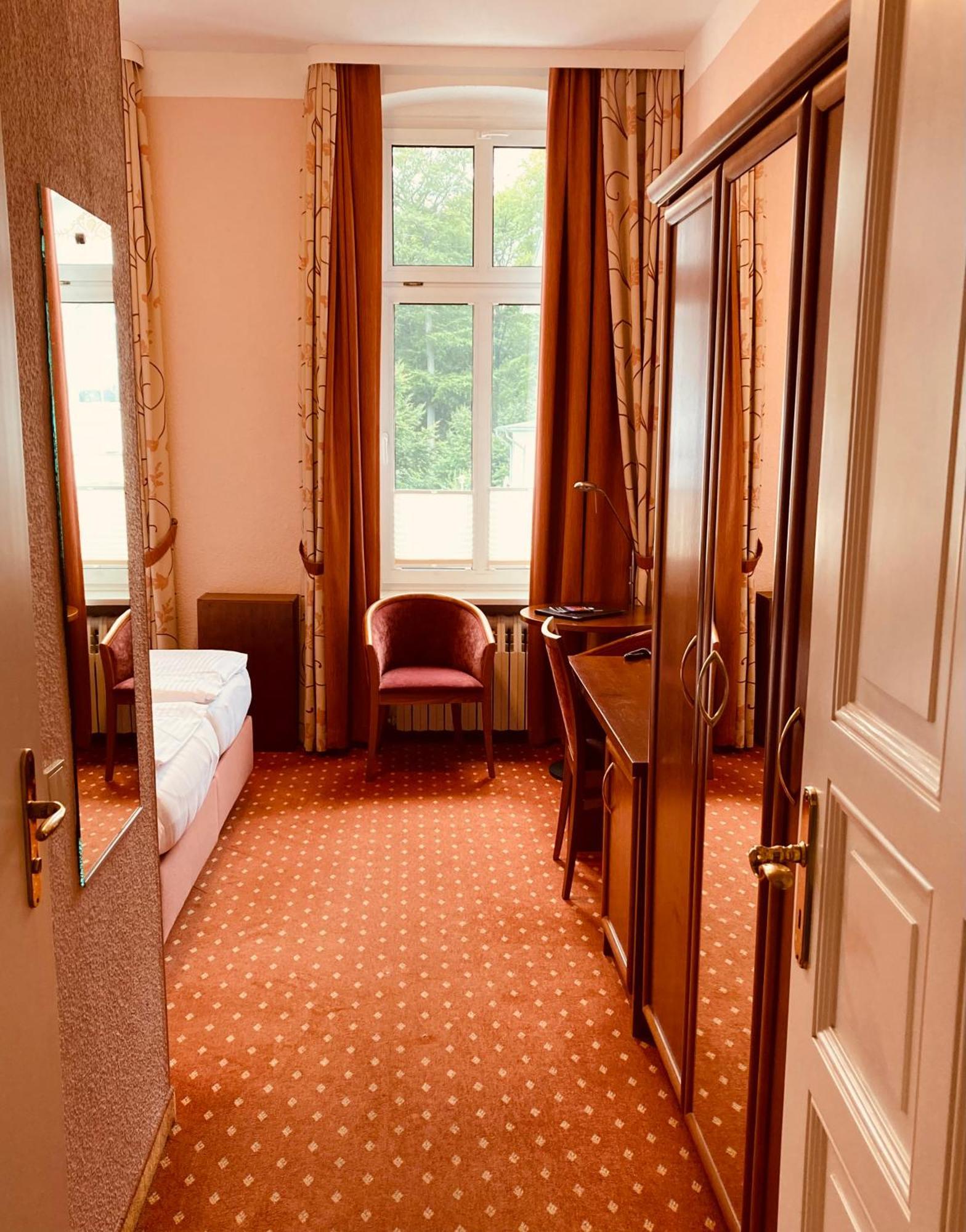 Hotel Germania Χέρινγκσντορφ Εξωτερικό φωτογραφία