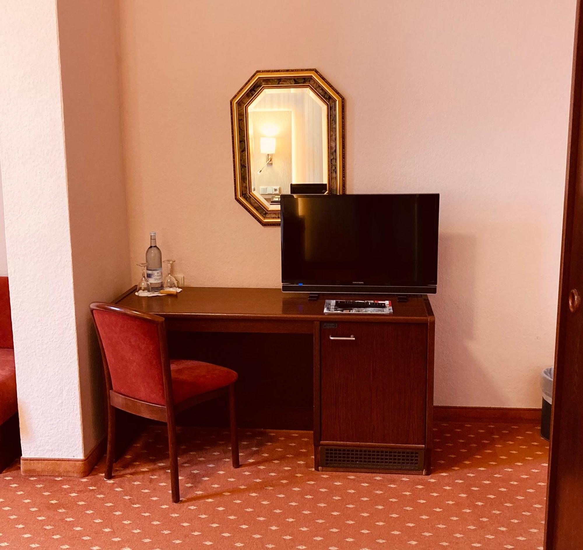 Hotel Germania Χέρινγκσντορφ Εξωτερικό φωτογραφία